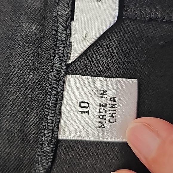 Talbots, stretch trousers with side zippers.  STRETCH. Nice fabric size 10 - Picture 8 of 11